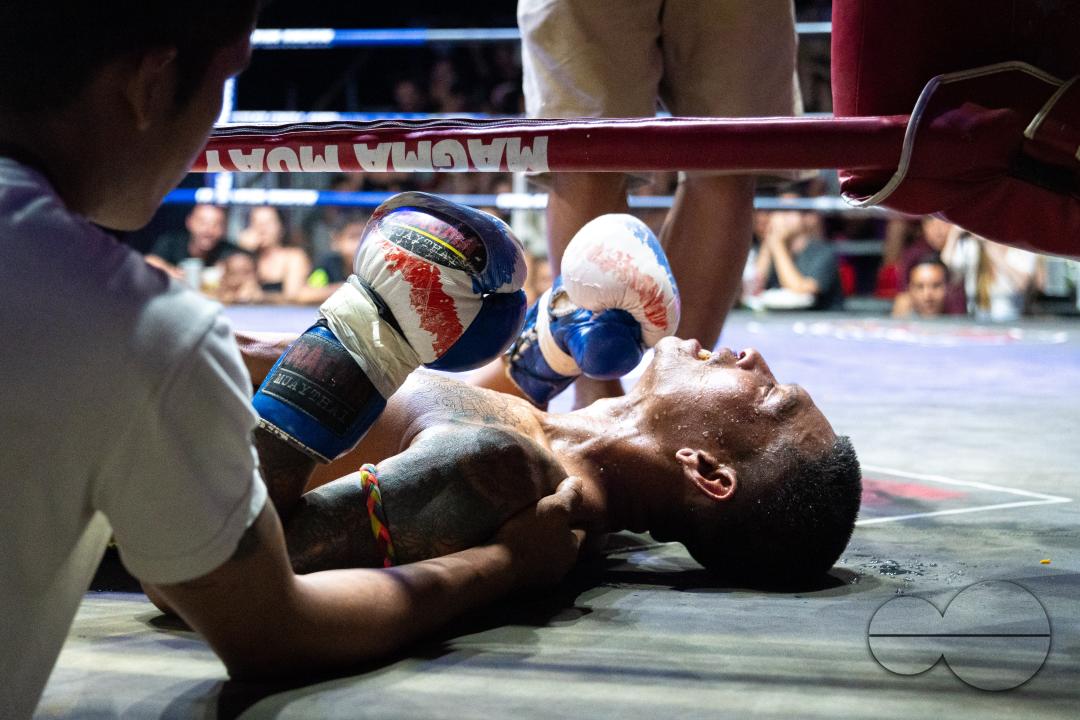 The Thai boxer Petch Si Nel was knocked out and passed out, during the Muay Thai Fights, on Koh Chang Island, Thailand.