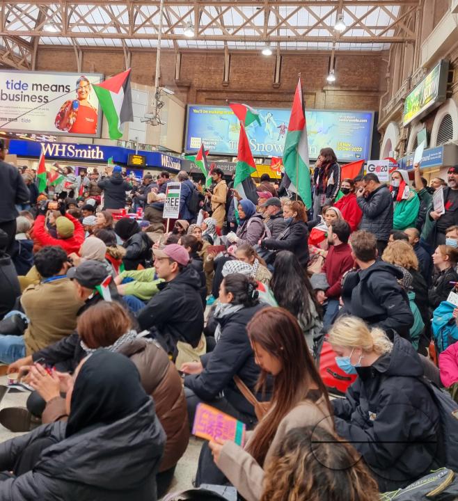Thousands of protestors raise voices, carry placards and show their support for Palestinians, at Trafalgar Square, central London