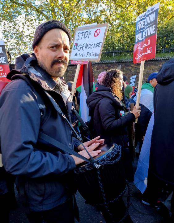 Over 300,000 Pro-Palestinians marched from Hyde Park to the USA embassy in London, on the afternoon of 11th November 2023, protesting against the war and urging an immediateÂ ceasefire