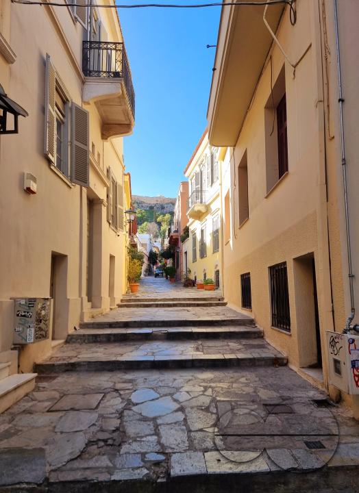 Streets of old Athens, leading up to the Parthenon