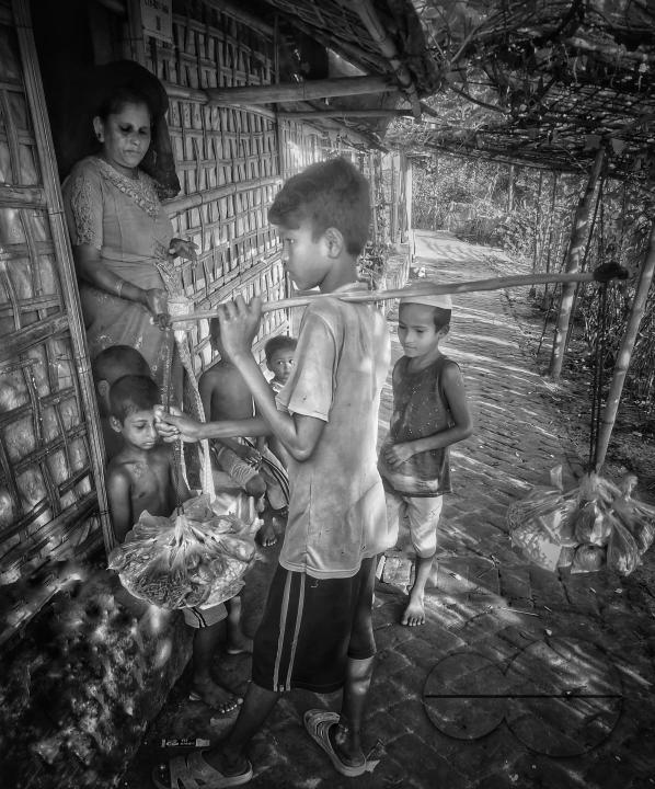 The Rohingya are a Muslim ethnic minority group who have lived for centuries in predominantly Buddhist Myanmar and are not recognized as an official ethnic group and have been denied citizenship, making them the worldâs largest stateless population