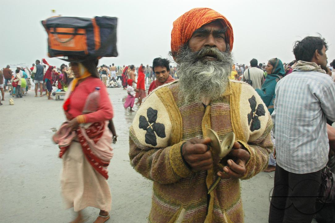 MWC059175