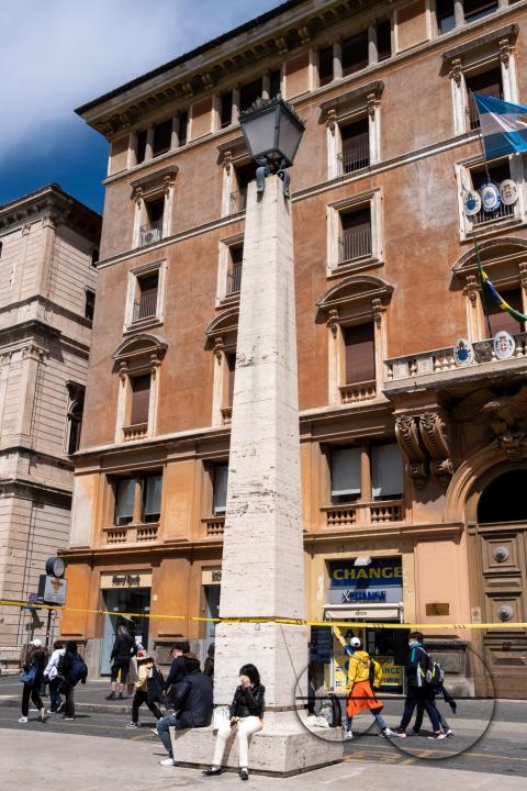 MWC048949