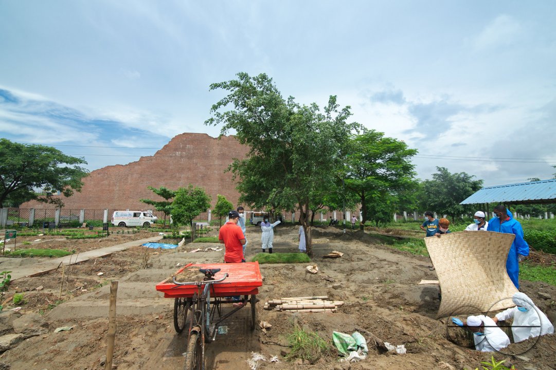 MWC043343